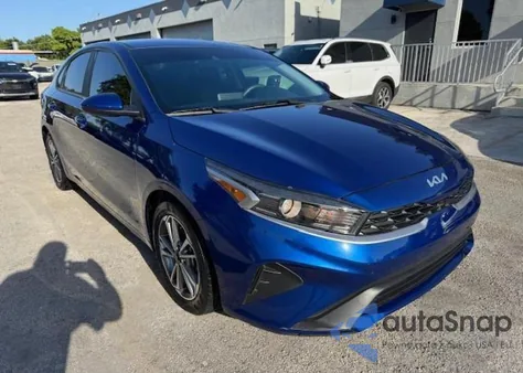 2022 Kia Forte Fe из США, поврежденный, VIN 3KPF24AD4NE464503